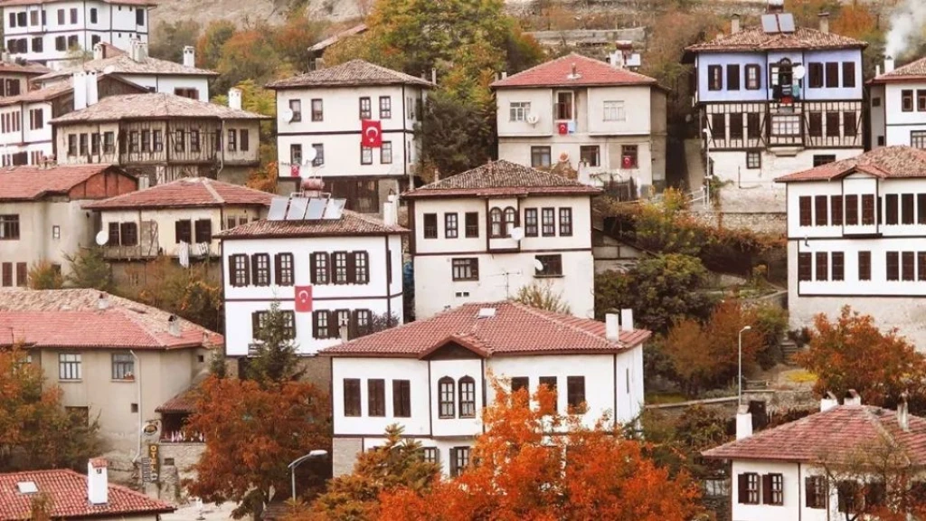 Güzelcehisar Lav Sütunları Safranbolu Amasra ve Zonguldak Turu / 1 Gece Konaklamalı / İstanbul Çıkışlı