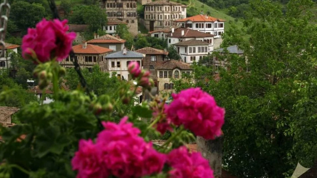Safranbolu Amasra ve Abant Turu / 1 Gece Konaklamalı / İstanbul Çıkışlı