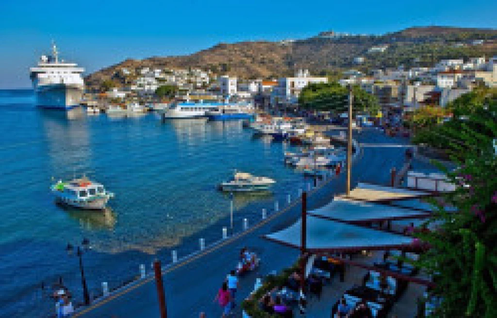 Çeşme Hareketli Blue Sapphire ile Yunan Adaları Turu - 4 Gece 4 Ada (Kapı Vizeli)