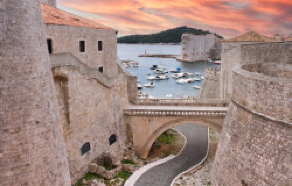 Seven Seas Voyager ile Ege ve Adriyatik Turu (7 Gece 8 Gün) 03 Kasım 2026