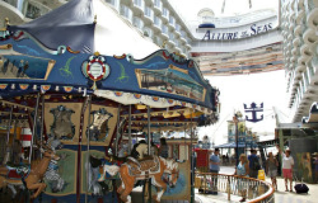 5 Yıldızlı Allure of the Seas ile Doğu Karayipler