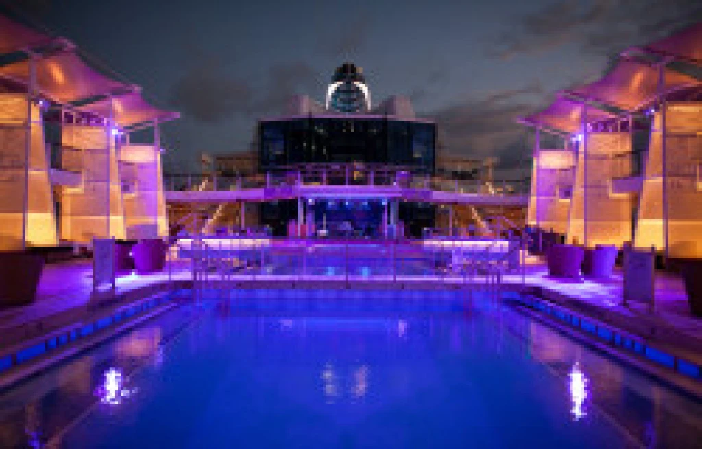 *** VİZESİZ *** Celebrity Equinox ile Güney Amerika Kıyıları Turu