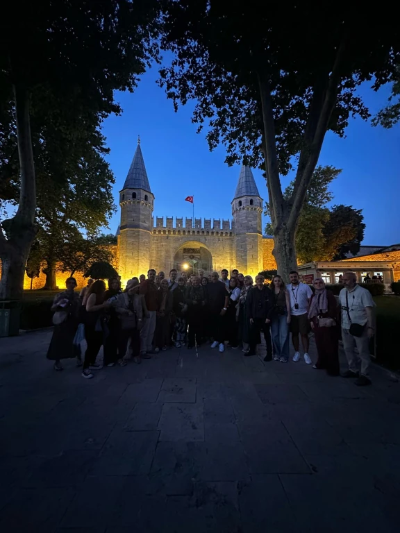 Dr.Talha Uğurluel ile Topkapı Sarayı Gece Turu