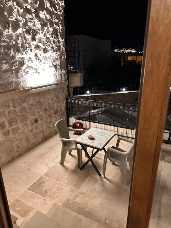 Standart Mağara - Taş Oda