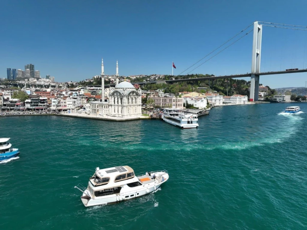 İstanbul Tarihi Yarımada Turu • İki Kıta, Binlerce Hikâye