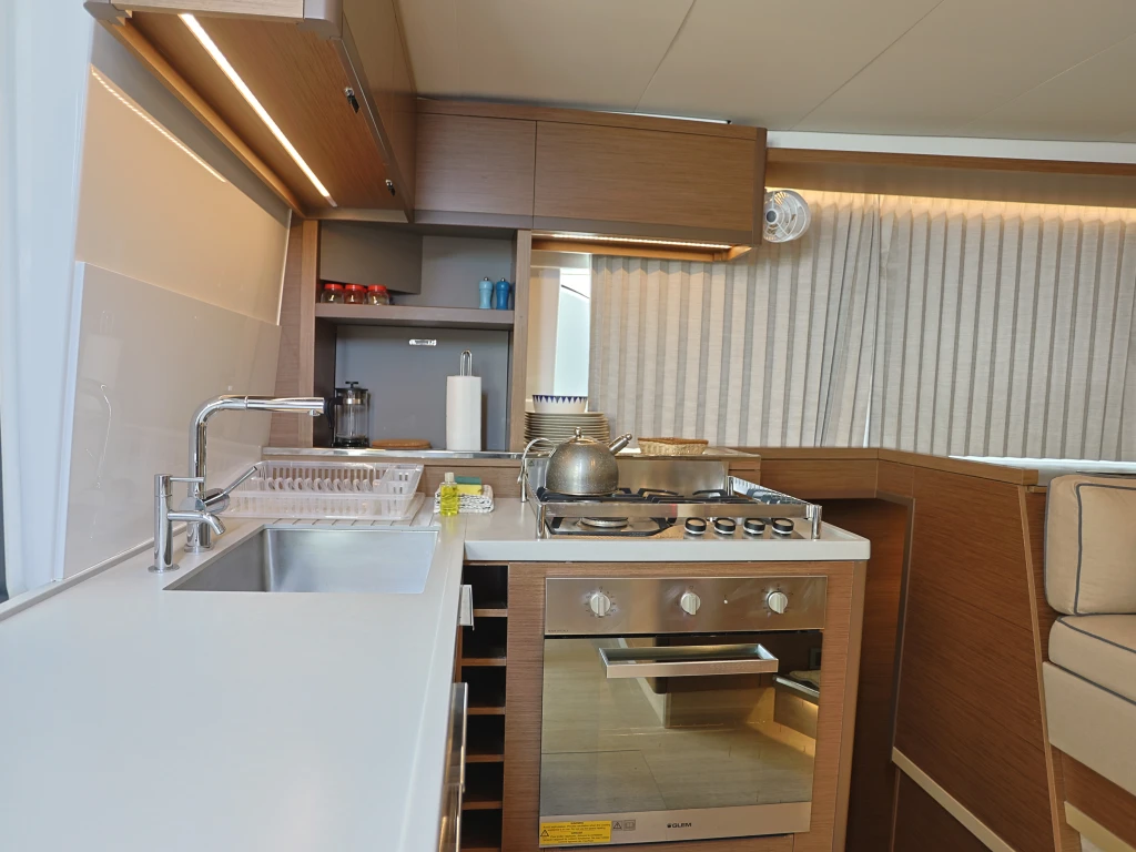 Clara • Lagoon Catamarans 50, 2021 • Kiralama ve Yelken