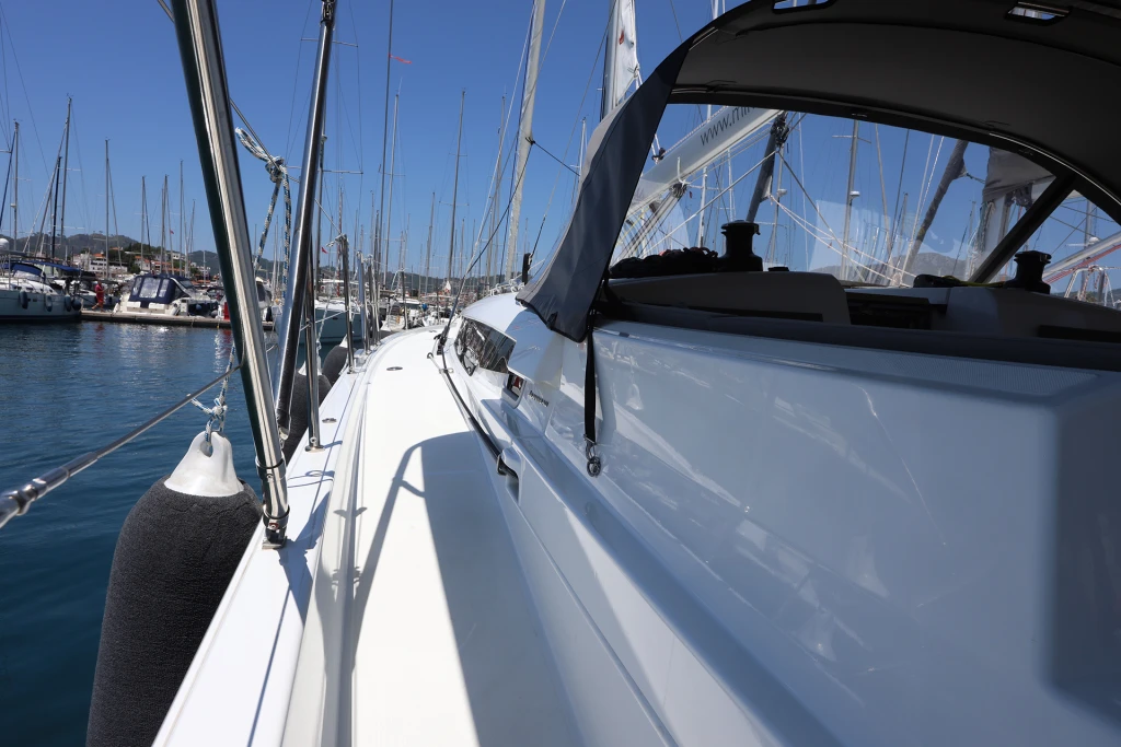 Te Amo • Jeanneau Sun Odyssey 490 , 2023• Charter & Sailing Cruise