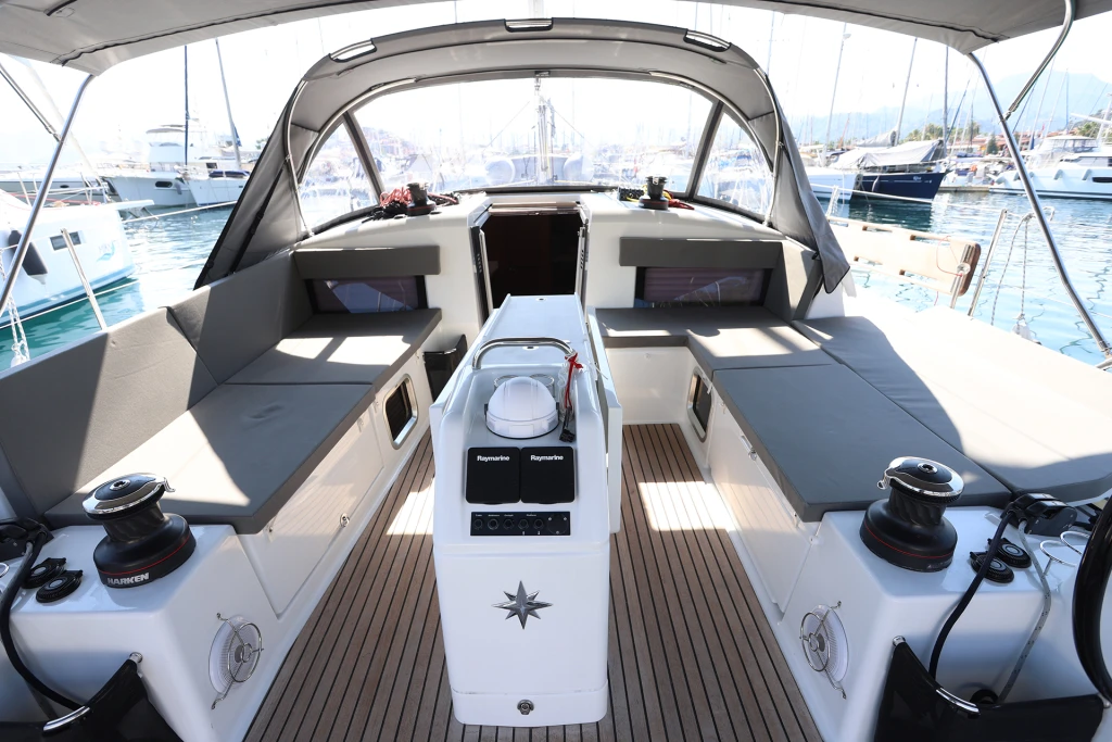 Te Amo • Jeanneau Sun Odyssey 490 , 2023• Charter & Sailing Cruise