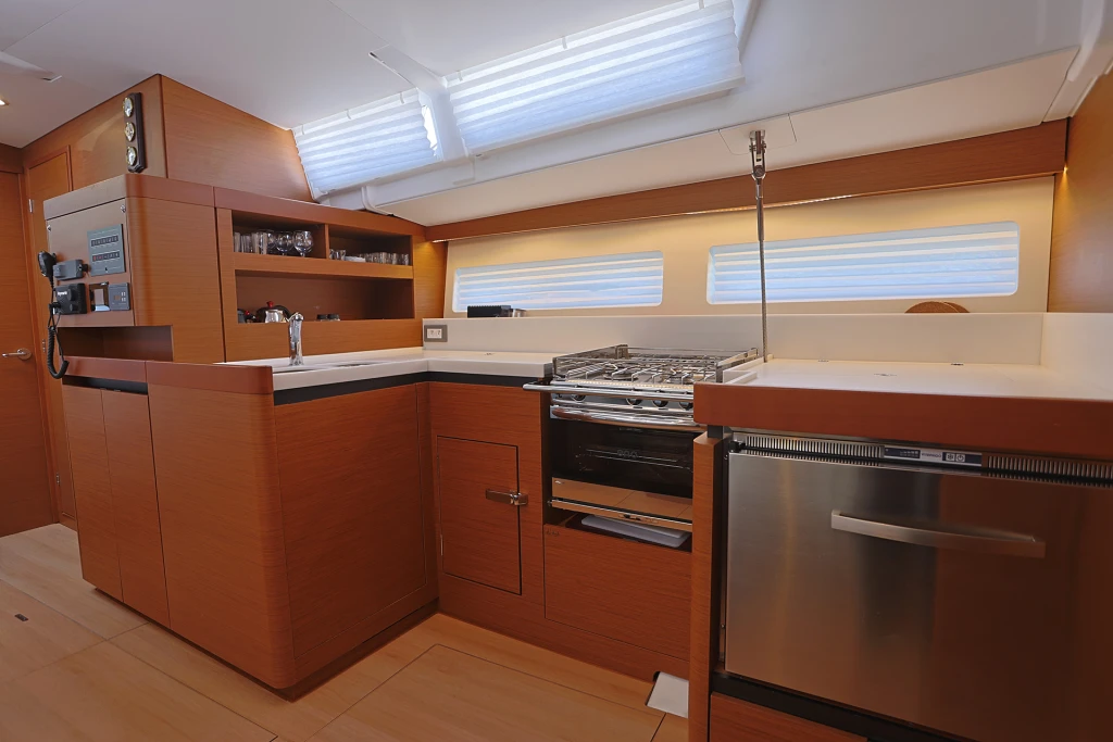 Te Amo • Jeanneau Sun Odyssey 490 , 2023• Charter & Sailing Cruise