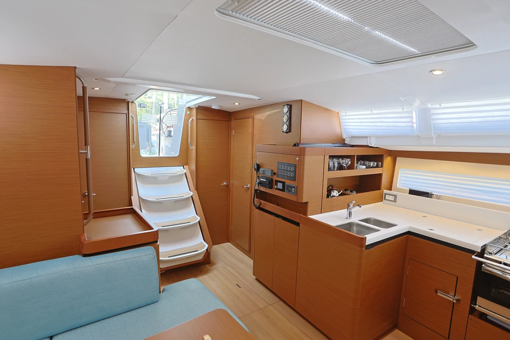 Te Amo • Jeanneau Sun Odyssey 490 , 2023• Charter & Sailing Cruise
