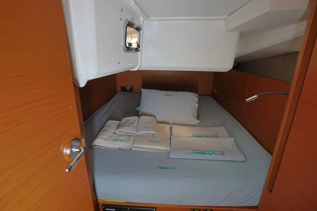 Yakamozi • Jeanneau Sun Odyssey 440 , 2022• Kiralama ve Yelkenli Gezi