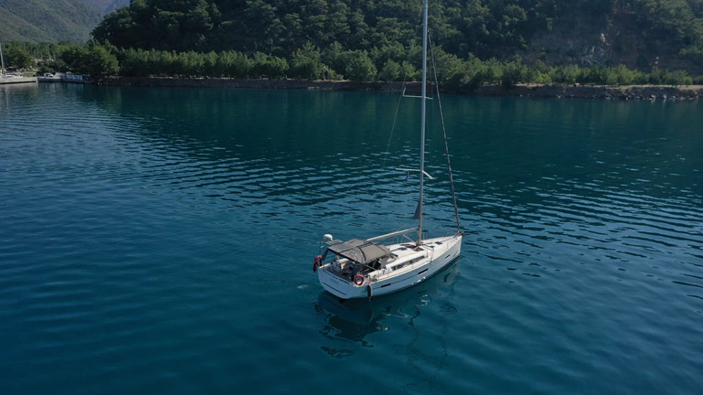 Desiree II • Dufour 412 Grand Large 2017 • Kiralama ve Yelken