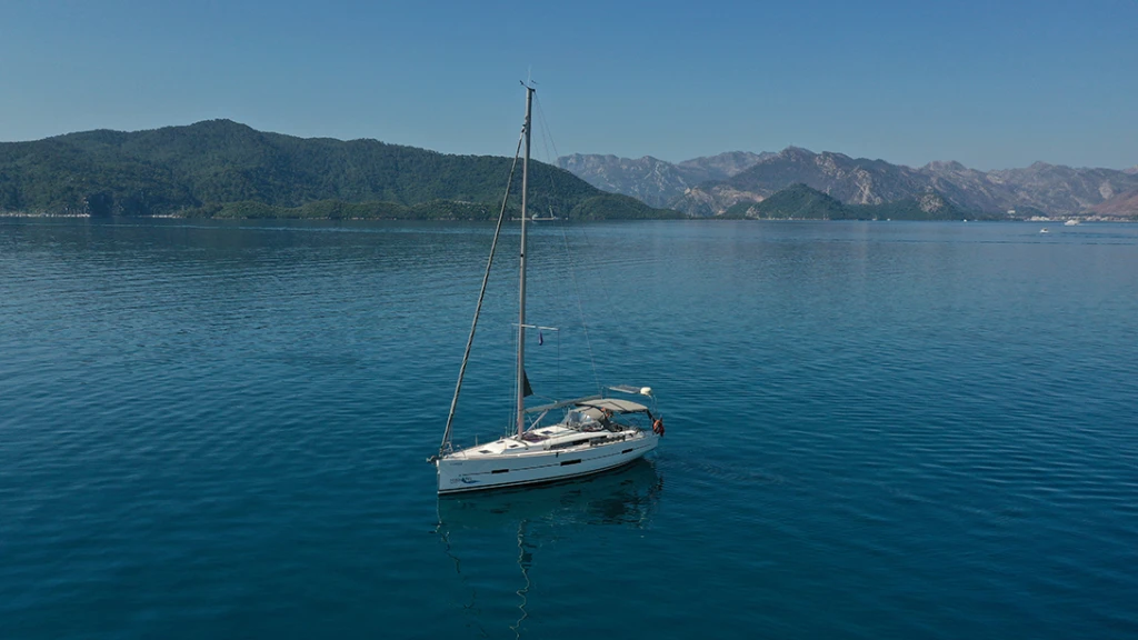 Desiree II • Dufour 412 Grand Large 2017 • Kiralama ve Yelken