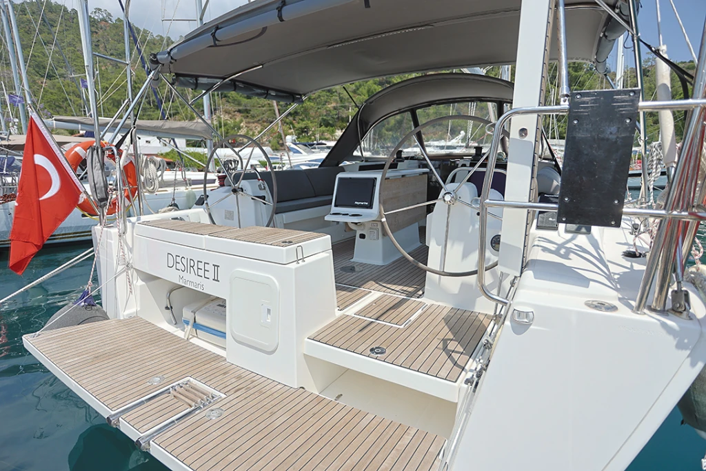 Desiree II • Dufour 412 Grand Large 2017 • Kiralama ve Yelken