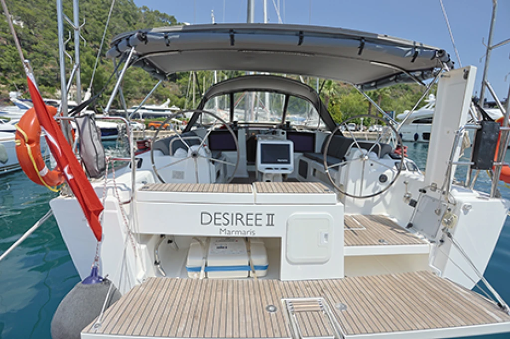 Desiree II • Dufour 412 Grand Large 2017 • Kiralama ve Yelken
