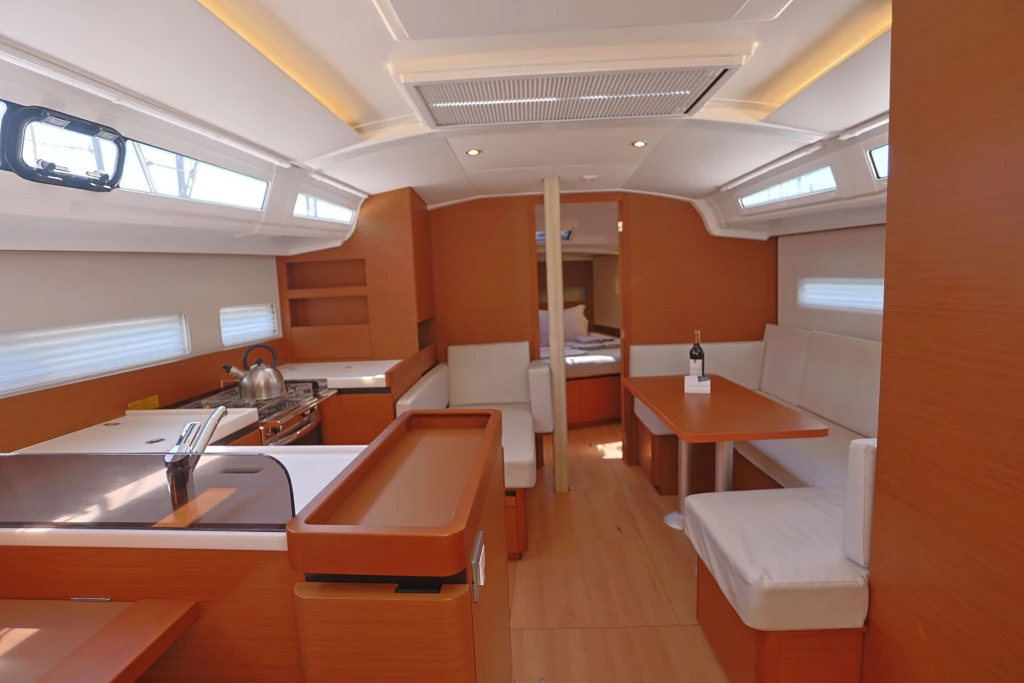 Sirius II • Jeanneau Yachts Sun Odyssey 410, 2022 • Kiralama ve Yelkencilik