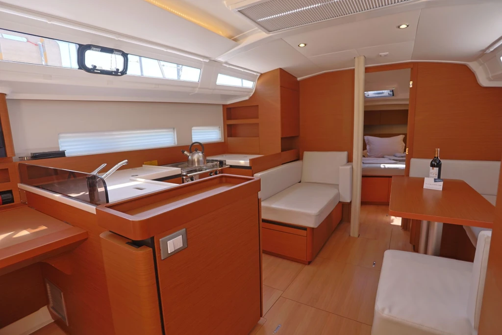 Sirius II • Jeanneau Yachts Sun Odyssey 410, 2022 • Kiralama ve Yelkencilik