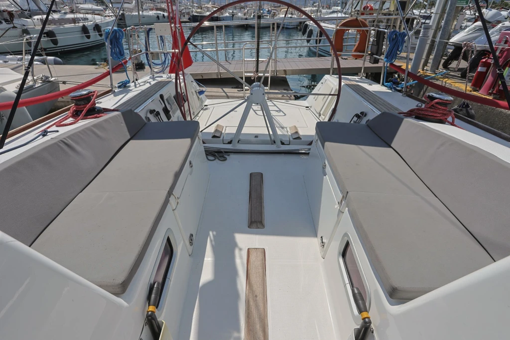 Imagine • Beneteau First 40, 2011 • Charter & Sailing