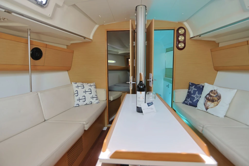 Imagine • Beneteau First 40, 2011 • Charter & Sailing