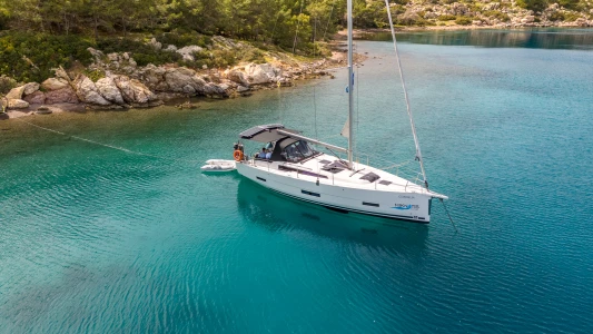 Cordelia • Dufour 390 Grand Large, 2020 • Charter & Sailing