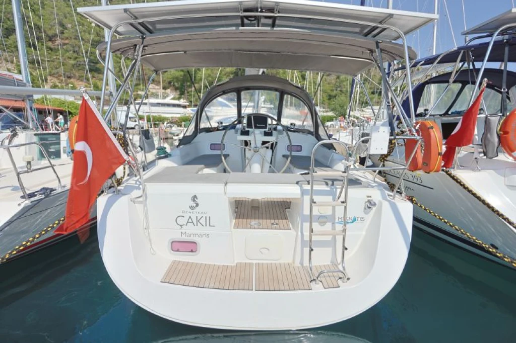 Çakıl • Beneteau Oceanis 34, 2010 • Kiralama ve Yelken
