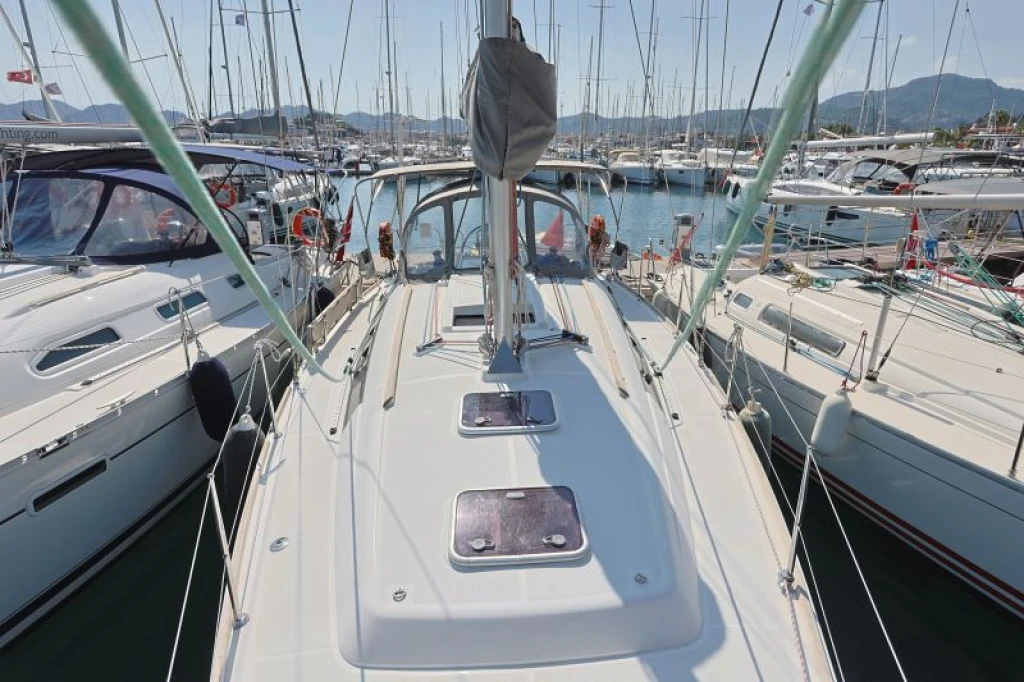 Çakıl • Beneteau Oceanis 34, 2010 • Kiralama ve Yelken
