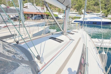 Çakıl • Beneteau Oceanis 34, 2010 • Kiralama ve Yelken
