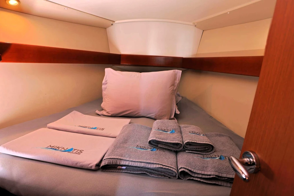 Çakıl • Beneteau Oceanis 34, 2010 • Kiralama ve Yelken
