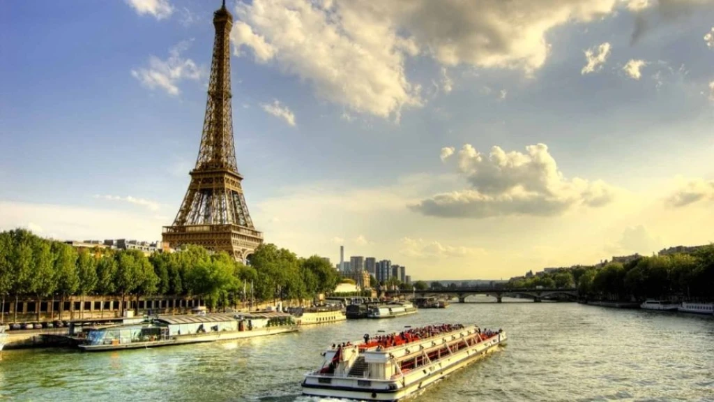 Benelux & Paris & Almanya Serüveni Turu / 7 Gece Konaklamalı / Pegasus Hava Yolları ile  / İstanbul Çıkışlı