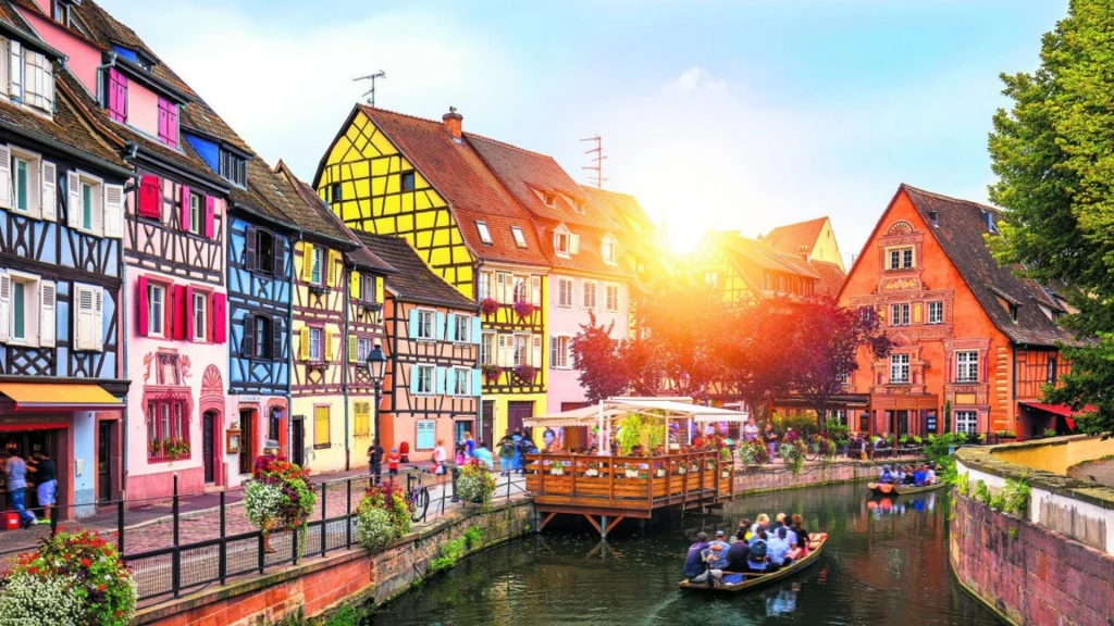 Comfort Benelux & Paris & Alsace & İsviçre Turu / AJet ile 7 Gece Konaklamalı / Ekstra Turlar Dahil / İstanbul Çıkışlı