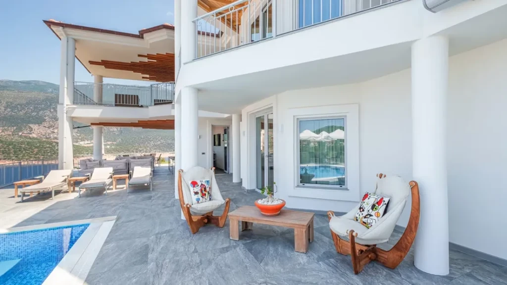 Sabine Villa