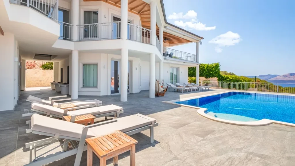 Sabine Villa