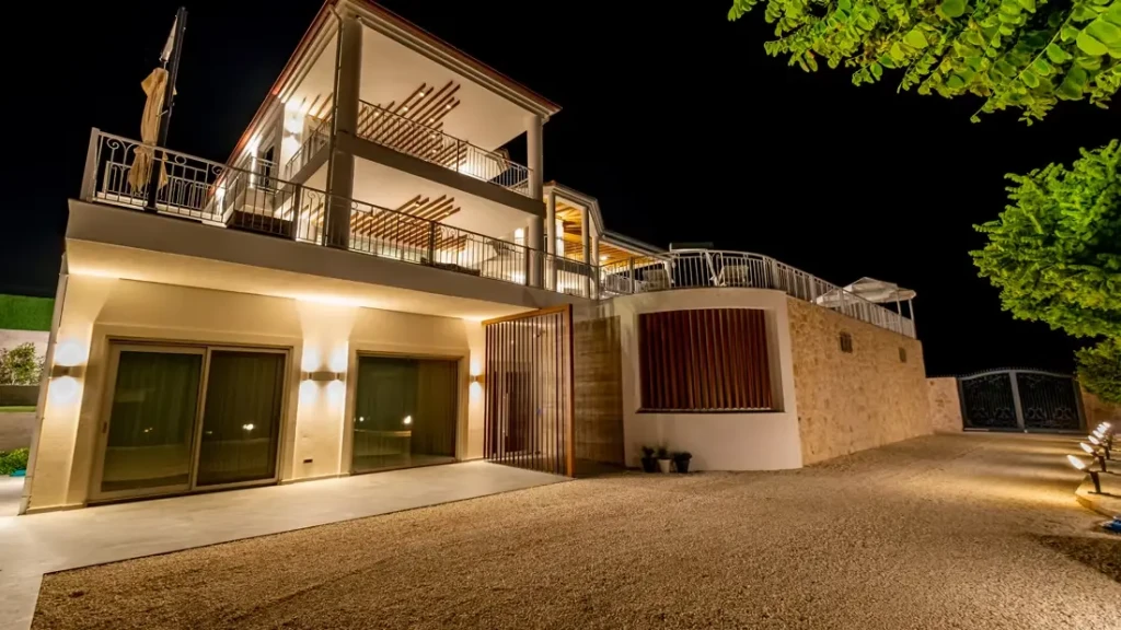 Sabine Villa
