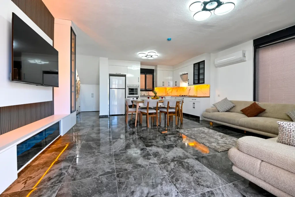 Lycia Hunter Villa