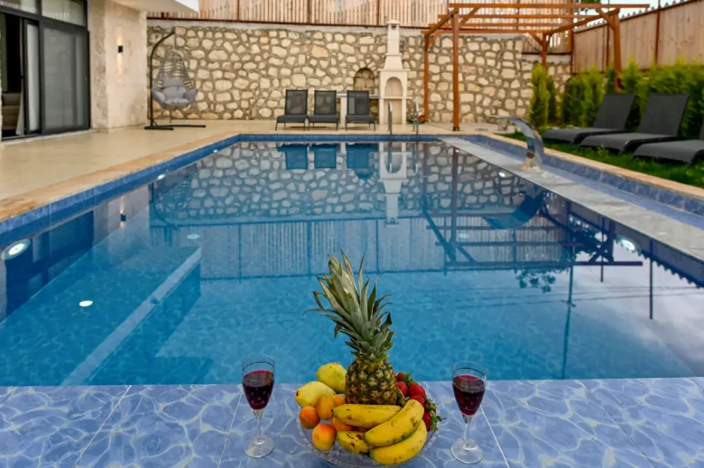 Lycia Hunter Villa