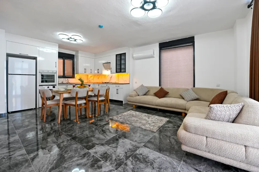 Lycia Hunter Villa