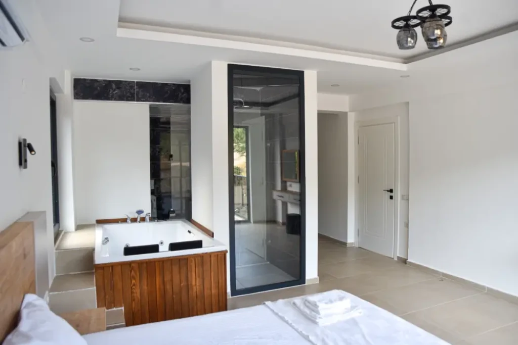 Villa Aris Life