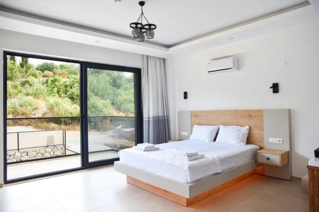 Villa Aris Life