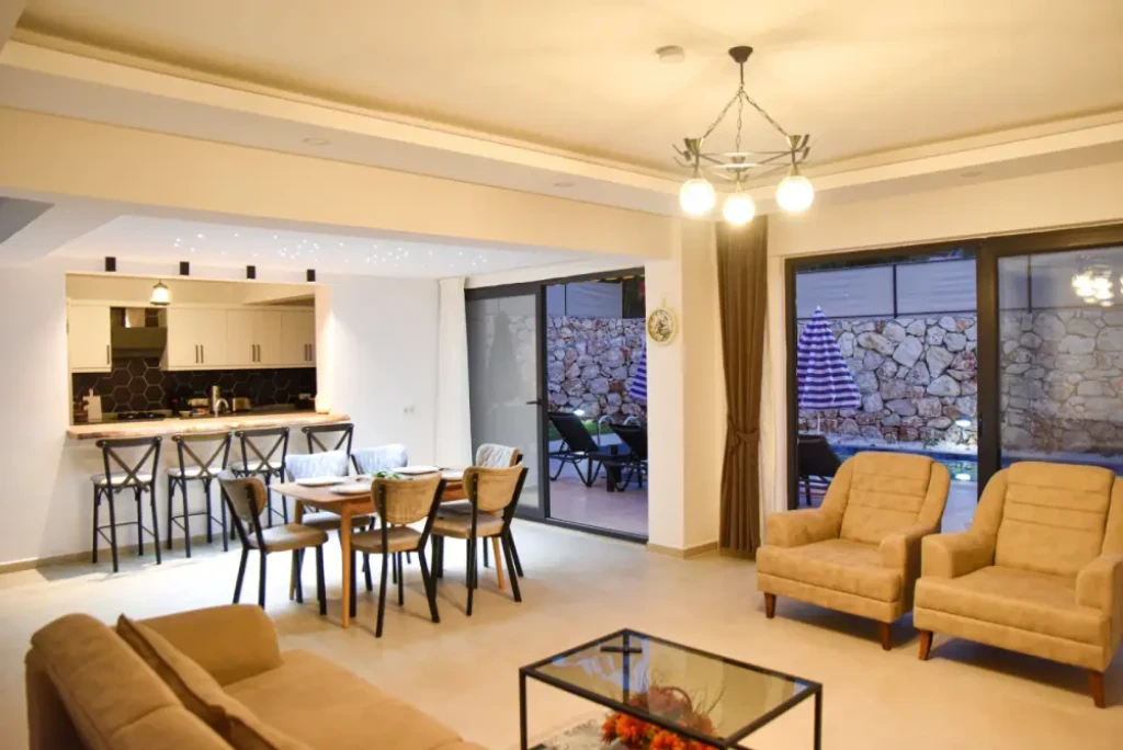 Villa Aris Life