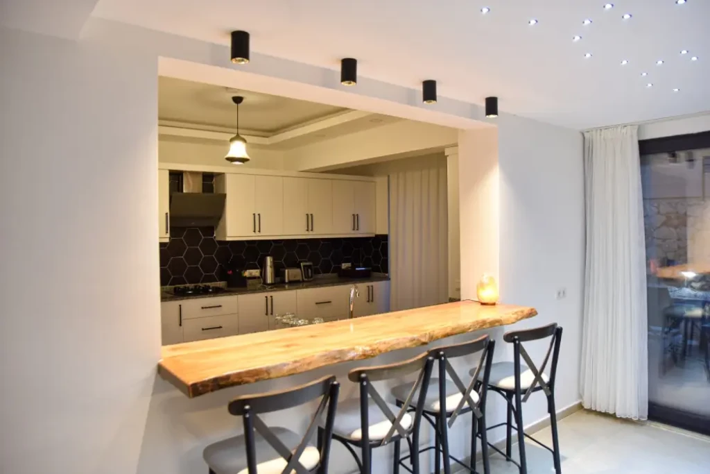 Villa Aris Life