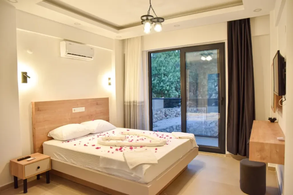 Villa Aris Life