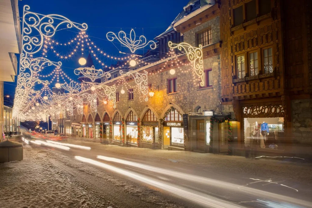 İzmir Çıkışlı Bernina Express & Milano Noel Pazarları Turu | 3 Gece 4 Gün