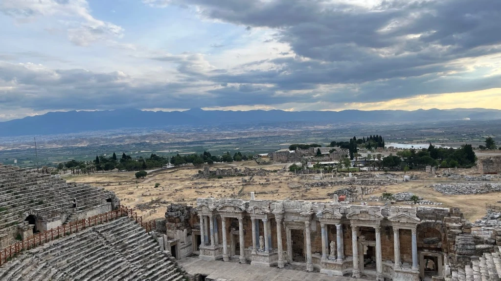 29 Ekim Özel Salda Gölü Pamukkale Kısıklı Kanyonu Kaklık Mağarası Çeşme Alaçatı Turu 2 Gece Konaklamalı