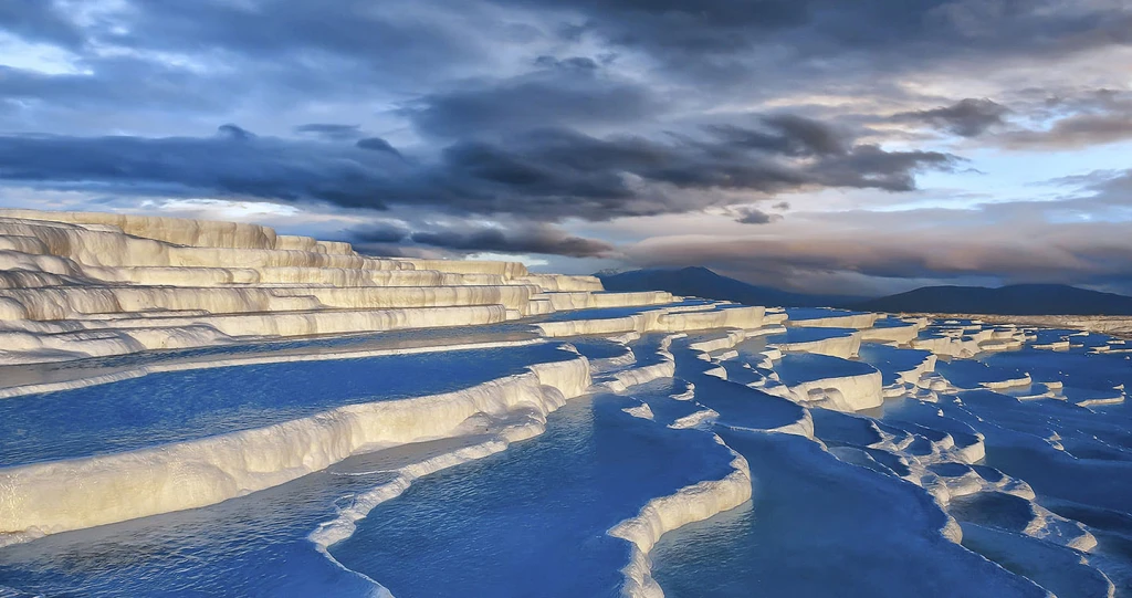 29 Ekim Özel Salda Gölü Pamukkale Kısıklı Kanyonu Kaklık Mağarası Çeşme Alaçatı Turu 2 Gece Konaklamalı