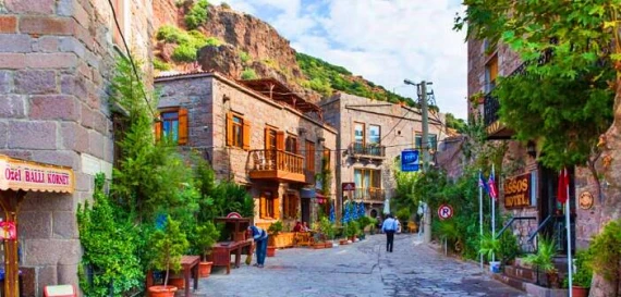 Assos Kaz Dağları Çanakkale Şehitlik Turu   1 Gece Konaklama