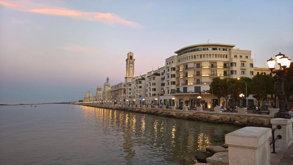 Güney İtalya & Amalfi Kıyıları & Bari Puglia Turu / Türk Havayolları ile / 5 Gece Konaklamalı /  İstanbul Çıkışlı