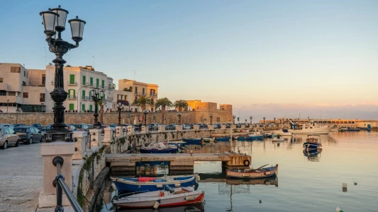 Güney İtalya & Amalfi Kıyıları & Bari Puglia Turu / Türk Havayolları ile / 5 Gece Konaklamalı /  İst...