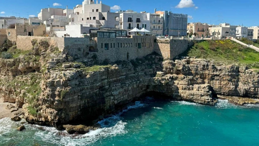Güney İtalya & Amalfi Kıyıları & Bari Puglia Turu / Türk Havayolları ile / 5 Gece Konaklamalı /  İstanbul Çıkışlı