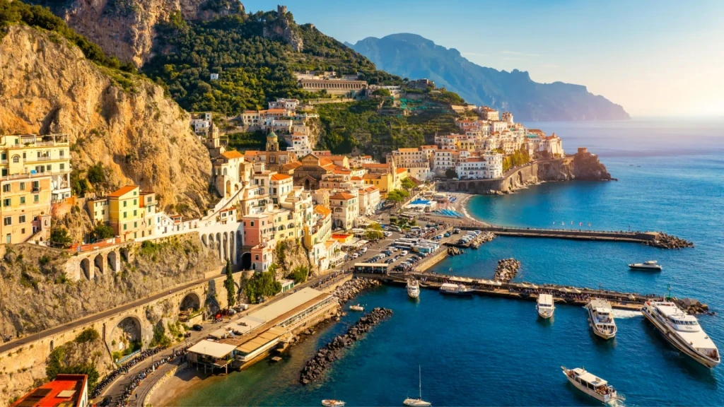 Güney İtalya & Amalfi Kıyıları & Bari Puglia Turu / Türk Havayolları ile / 5 Gece Konaklamalı /  İstanbul Çıkışlı