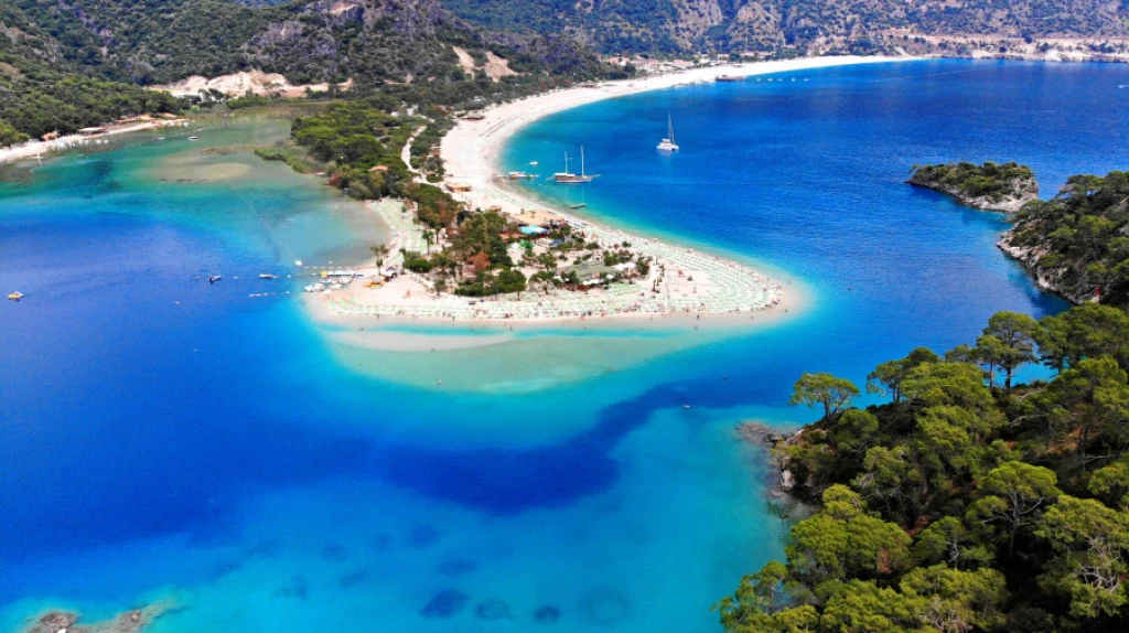 Sarigerme'den Fethiye Pazarı ve Ölüdeniz Turu